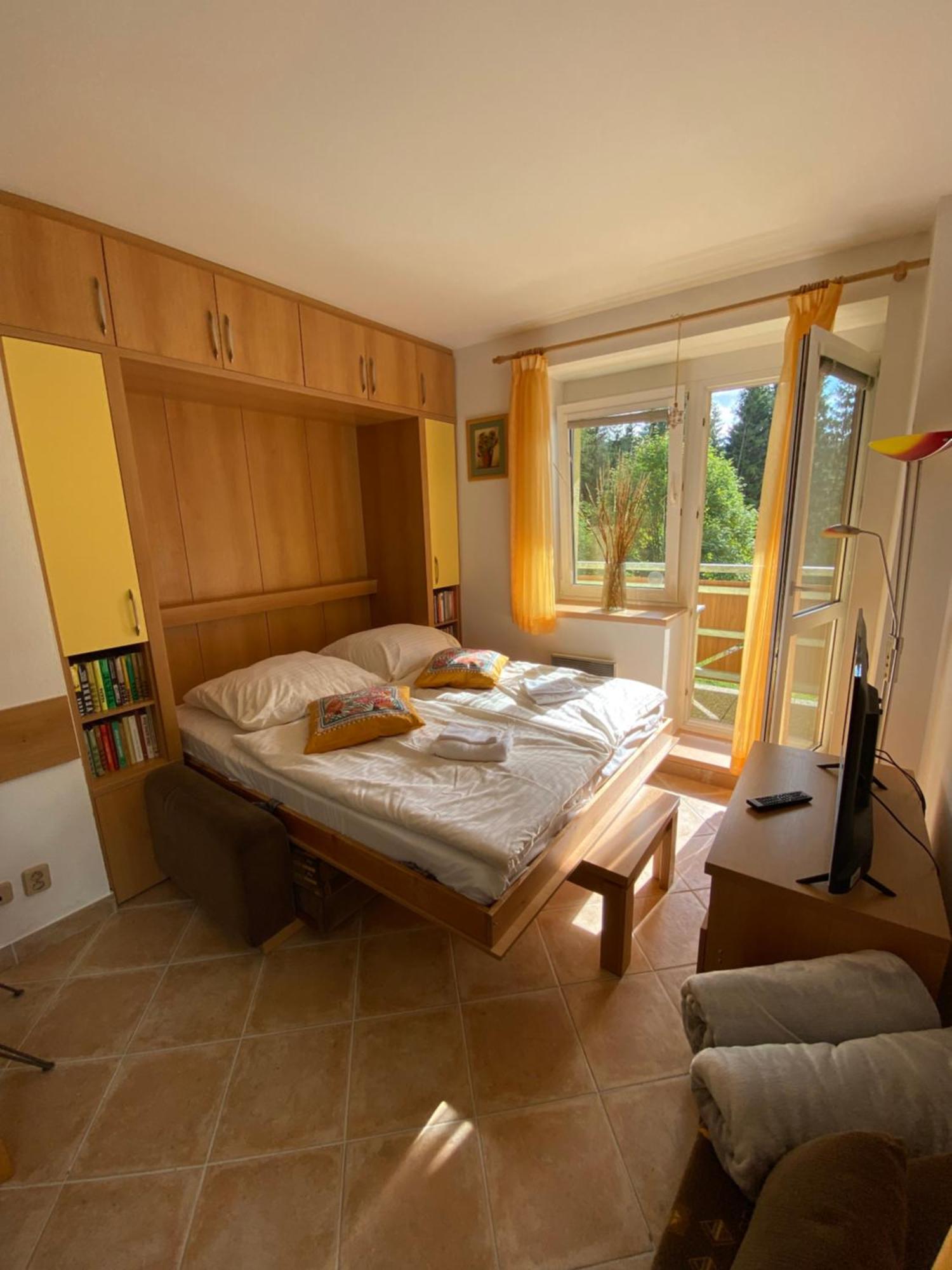 Apartmany Tatran Доновали Екстериор снимка