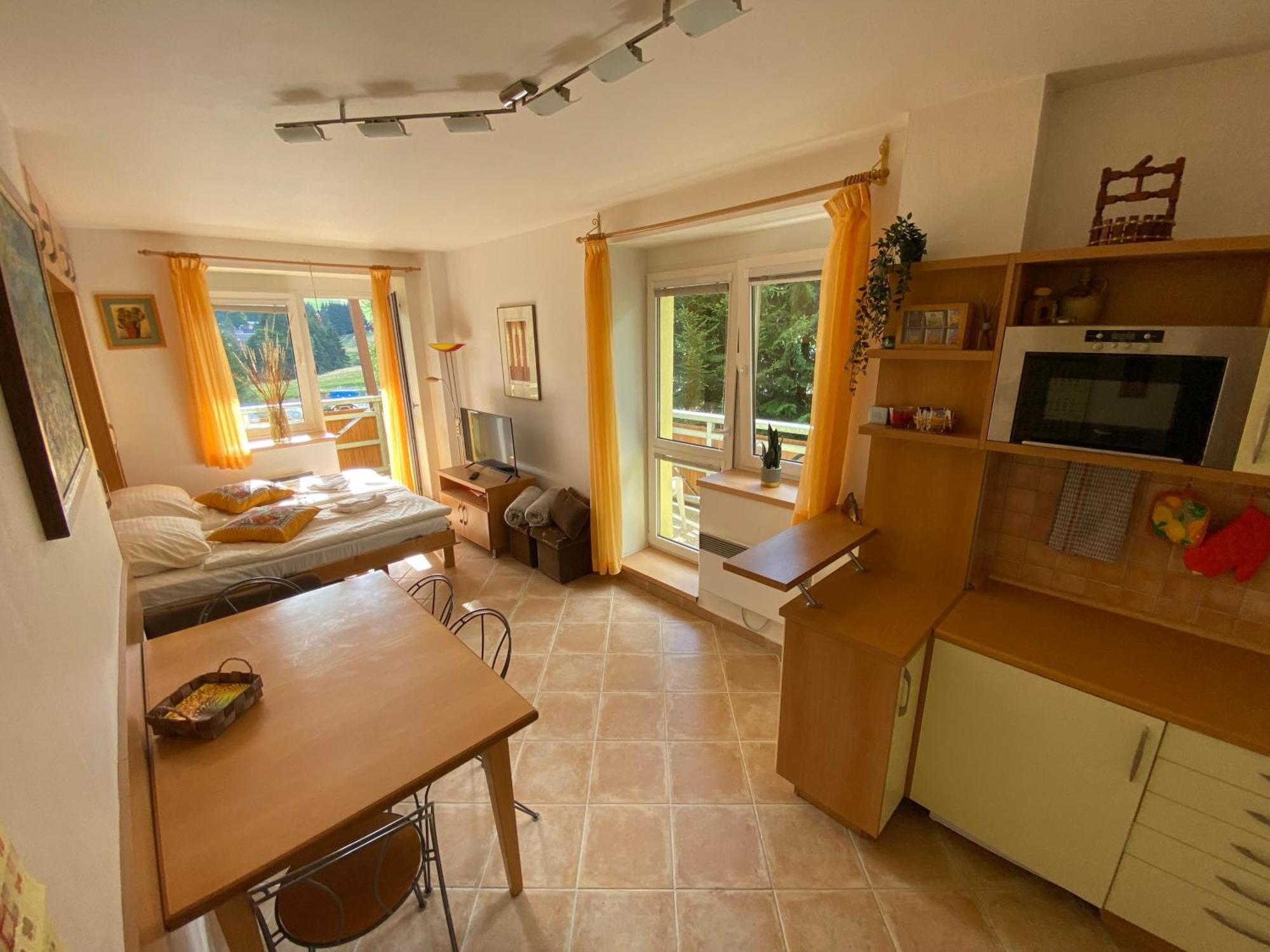 Apartmany Tatran Доновали Екстериор снимка