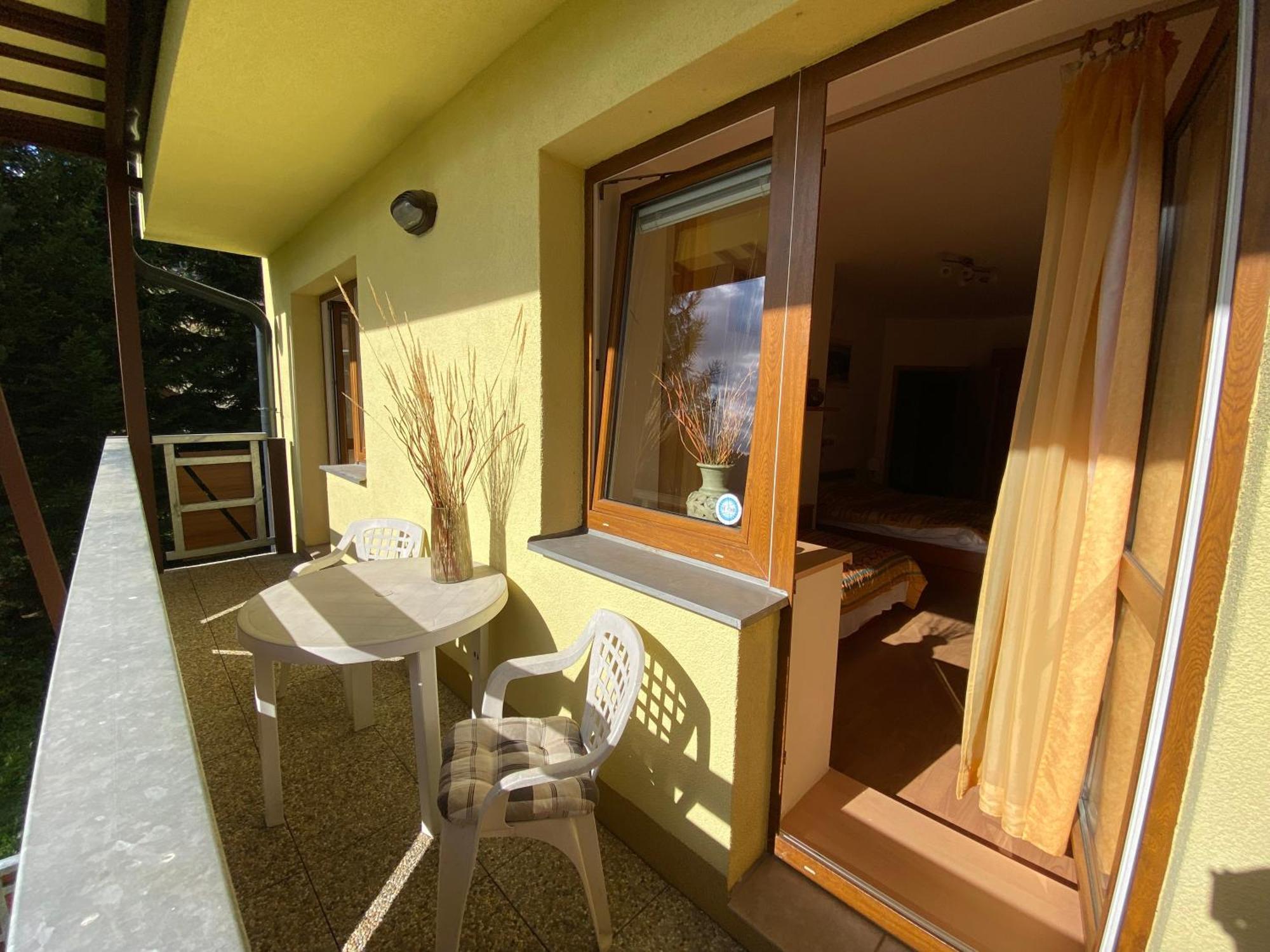 Apartmany Tatran Доновали Екстериор снимка